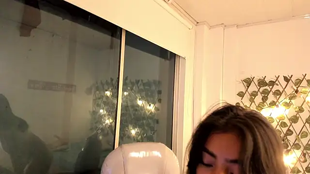 Snapshot of Vic_beckeer chatting on March 12, 2025, 5:13 am Vic beckeer online show from March 12, 2025, 5:13 am