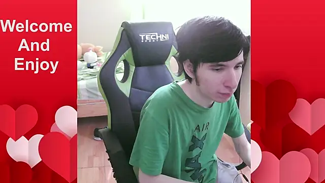 Twink martinboy online show from July 21, 2026, 7:27 pm