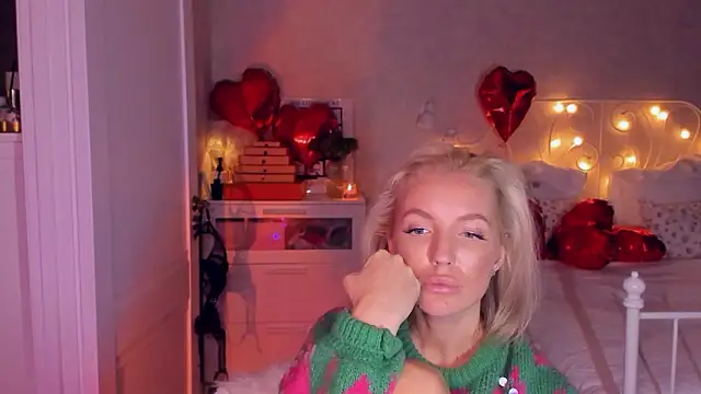 aestetick online show from February 19, 2026, 8:38 pm