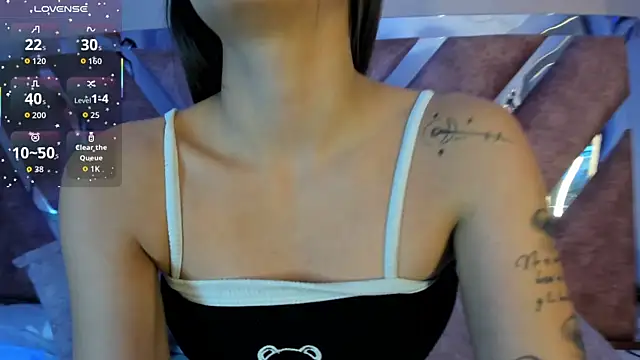 AmmyJones  online show from September 30, 2025, 6:46 pm