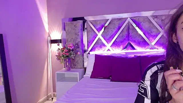 Snapshot of AmmyJones_ chatting on July 28, 2026, 7:39 pm AmmyJones online show from July 28, 2026, 7:39 pm