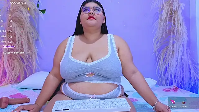 Snapshot of april_lopez6 chatting on March 19, 2025, 2:05 am april lopez6 online show from March 19, 2025, 2:05 am