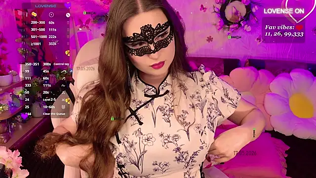 Miss SweetPeach online show from May 17, 2026, 7:43 pm