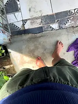 king cum  online show from October 22, 2025, 11:54 am