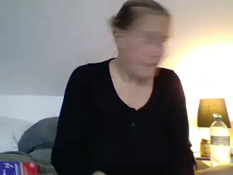 Snapshot of scrummymummy2 chatting on September 14, 2025, 8:08 pm scrummymummy2 online show from September 14, 2025, 8:08 pm