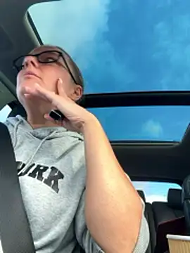 Snapshot of scrummymummy2 chatting on November 24, 2025, 10:48 am scrummymummy2 online show from November 24, 2025, 10:48 am