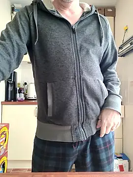 JulianJ50 online show from February 10, 2026, 10:41 am