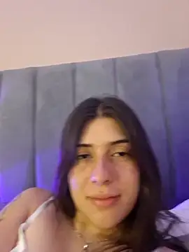 dakotaa   online show from April 30, 2026, 7:09 pm