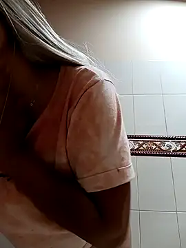 SamaraJay1 online show from January 31, 2025, 3:22 pm