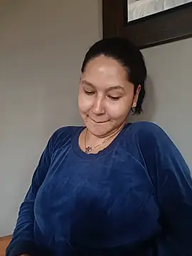 SamaraJay1 online show from July 10, 2026, 2:52 pm