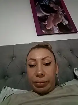 coral smitth online show from March 6, 2025, 10:04 pm