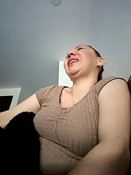 coral smitth online show from November 15, 2025, 3:08 pm