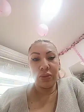 Snapshot of coral_smitth chatting on May 28, 2026, 10:07 pm coral smitth online show from May 28, 2026, 10:07 pm