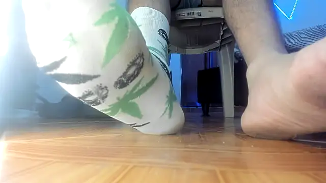 Snapshot of MasterSEX420 chatting on November 7, 2025, 12:38 pm MasterSEX420 online show from November 7, 2025, 12:38 pm