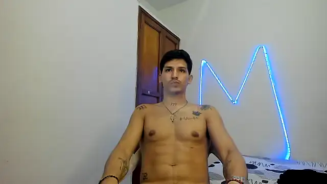 Snapshot of MasterSEX420 chatting on November 9, 2025, 12:53 am MasterSEX420 online show from November 9, 2025, 12:53 am