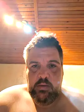 Snapshot of Ronny2510 chatting on February 27, 2025, 10:31 pm Ronny2510 online show from February 27, 2025, 10:31 pm