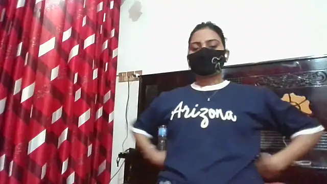 Snapshot of mariyaqueen chatting on March 11, 2025, 11:33 am mariyaqueen online show from March 11, 2025, 11:33 am