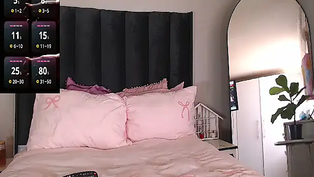 FRUITOFEDEN01 online show from March 7, 2026, 9:50 am