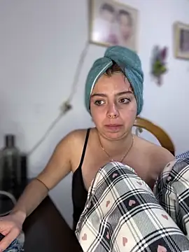 Cloew Marz online show from March 19, 2025, 9:27 pm