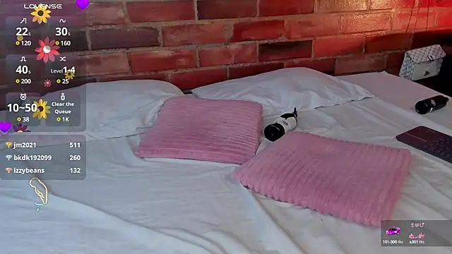 Snapshot of crystalvazquez chatting on March 1, 2025, 4:11 pm crystalvazquez online show from March 1, 2025, 4:11 pm