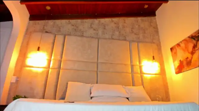 Snapshot of AlessiaLondon chatting on January 26, 2025, 4:20 am AlessiaLondon online show from January 26, 2025, 4:20 am