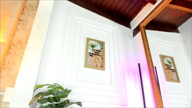 Snapshot of AlessiaLondon chatting on February 11, 2025, 3:40 am AlessiaLondon online show from February 11, 2025, 3:40 am