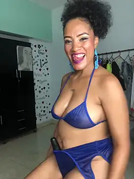 Snapshot of AdelaHaneix chatting on December 15, 2024, 10:04 pm AdelaHaneix online show from December 15, 2024, 10:04 pm