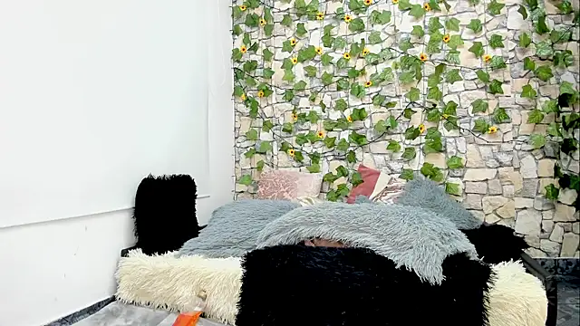 Pandora gu online show from December 13, 2024, 5:10 pm