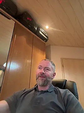 Snapshot of Rockburg chatting on April 9, 2026, 2:11 pm Rockburg online show from April 9, 2026, 2:11 pm