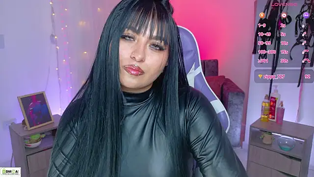 Snapshot of Miss_scarllet_ chatting on July 28, 2026, 3:21 pm Miss scarllet online show from July 28, 2026, 3:21 pm