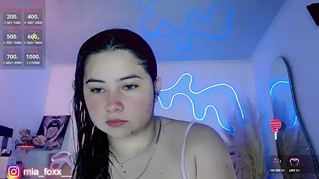 Snapshot of Mia_foxx_ chatting on September 10, 2025, 9:04 pm Mia foxx online show from September 10, 2025, 9:04 pm