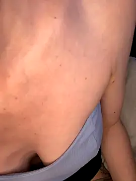 indie-rayne online show from September 17, 2025, 8:10 pm