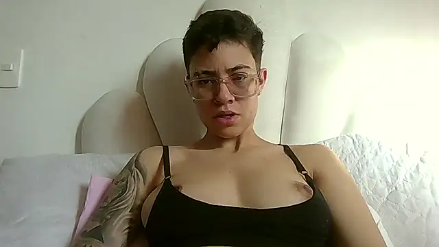 Cutie Shy  online show from July 14, 2026, 12:55 pm
