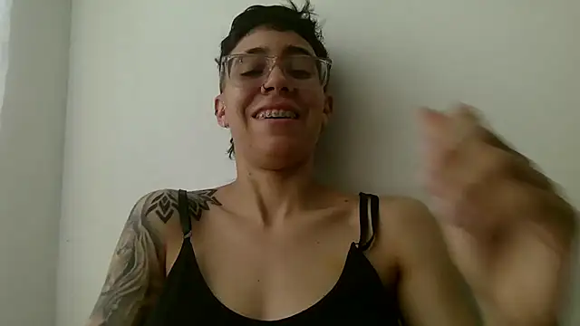 Cutie Shy  online show from July 24, 2026, 1:31 pm