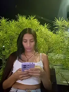 Snapshot of lily_sk chatting on December 3, 2024, 11:13 pm lily sk online show from December 3, 2024, 11:13 pm