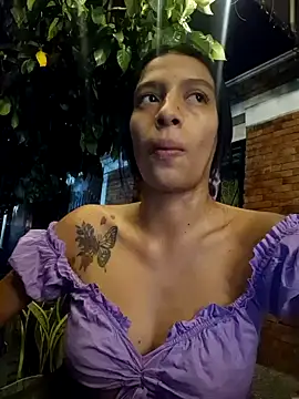 Snapshot of lily_sk chatting on December 20, 2024, 11:26 pm lily sk online show from December 20, 2024, 11:26 pm