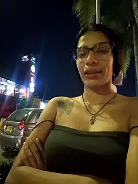 Snapshot of lily_sk chatting on January 14, 2025, 11:27 pm lily sk online show from January 14, 2025, 11:27 pm