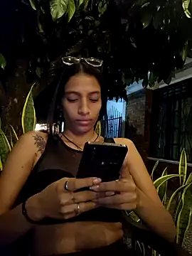 Snapshot of lily_sk chatting on January 20, 2025, 2:01 am lily sk online show from January 20, 2025, 2:01 am