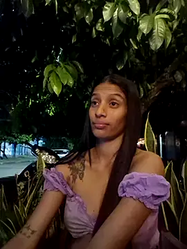 Snapshot of lily_sk chatting on February 3, 2025, 4:04 am lily sk online show from February 3, 2025, 4:04 am