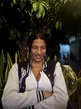 Snapshot of lily_sk chatting on February 15, 2025, 3:52 am lily sk online show from February 15, 2025, 3:52 am