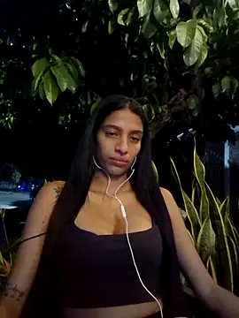 Snapshot of lily_sk chatting on February 18, 2025, 2:49 am lily sk online show from February 18, 2025, 2:49 am