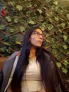 Snapshot of lily_sk chatting on March 7, 2025, 12:04 am lily sk online show from March 7, 2025, 12:04 am