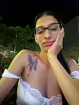 Snapshot of lily_sk chatting on March 15, 2025, 12:04 am lily sk online show from March 15, 2025, 12:04 am