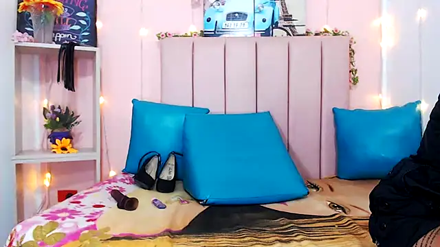 camilawilliams707rs online show from January 6, 2025, 7:42 am