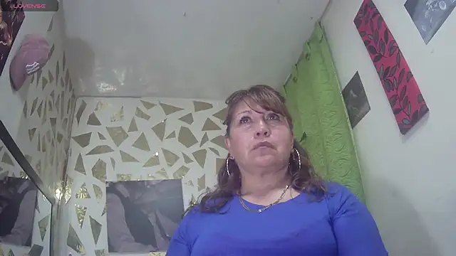 Snapshot of Kazsandraa chatting on January 31, 2025, 3:41 am Kazsandraa online show from January 31, 2025, 3:41 am