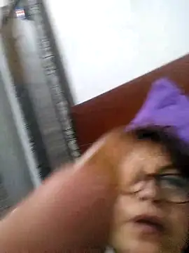 Snapshot of Kazsandraa chatting on February 14, 2025, 7:12 pm Kazsandraa online show from February 14, 2025, 7:12 pm