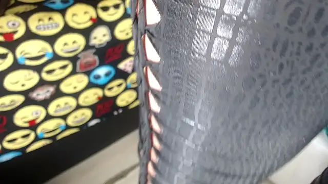 Snapshot of Kazsandraa chatting on November 1, 2025, 5:53 am Kazsandraa online show from November 1, 2025, 5:53 am