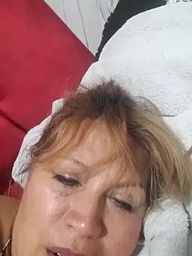 Kazsandraa online show from June 6, 2026, 11:31 pm