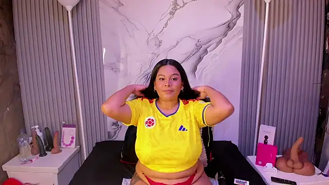 Sam-Evans-hot online show from July 7, 2026, 9:41 pm