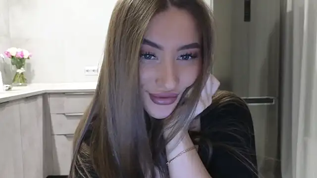 Snapshot of Cinderella____ chatting on January 20, 2025, 9:01 pm Cinderella online show from January 20, 2025, 9:01 pm